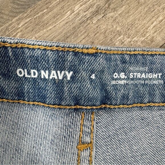 Old Navy High Rise OG Straight Raw Hew Mom Jeans Blue 4 Ankle Distressed - Picture 9 of 13